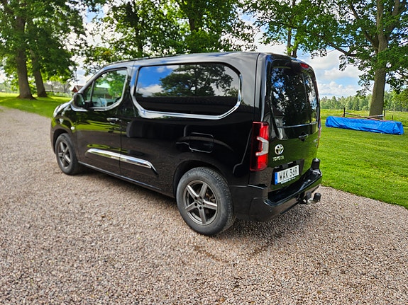 Toyota Proace City 3 of 6