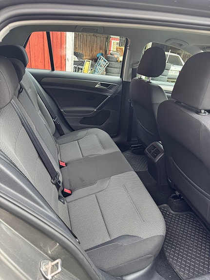 Volkswagen Golf VII 7 of 20