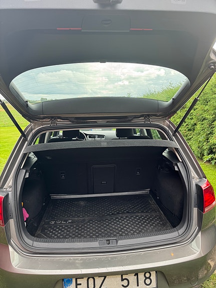 Volkswagen Golf VII 6 of 20