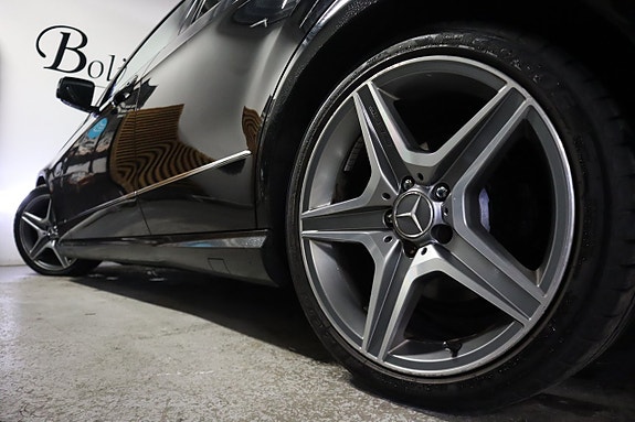 Mercedes-Benz E220 7 of 24