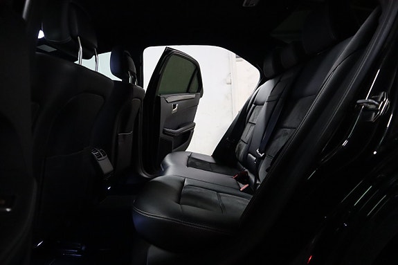 Mercedes-Benz E220 15 of 24