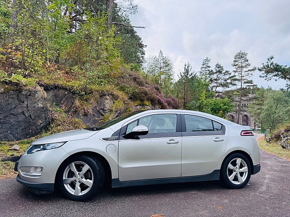 Chevrolet Volt 3 of 7