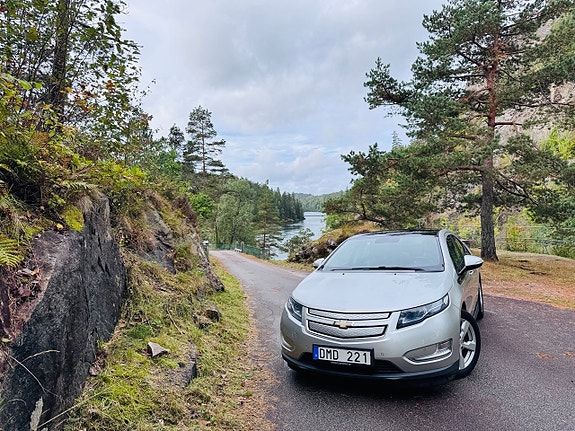 Chevrolet Volt 2 of 7