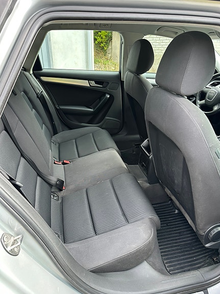 Audi A4 5 of 7