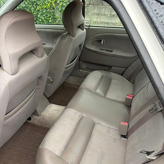 Volvo S40 4 of 5