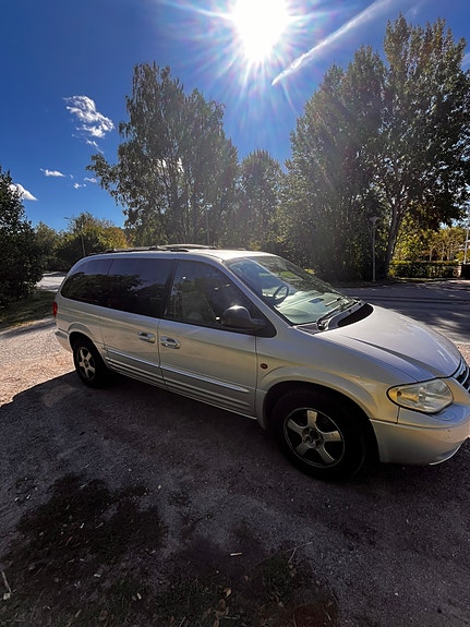 Chrysler Grand Voyager 4 of 12