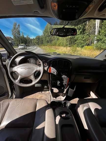 Chrysler Grand Voyager 10 of 12