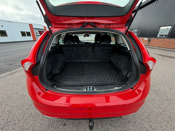 Volvo V60 10 of 18