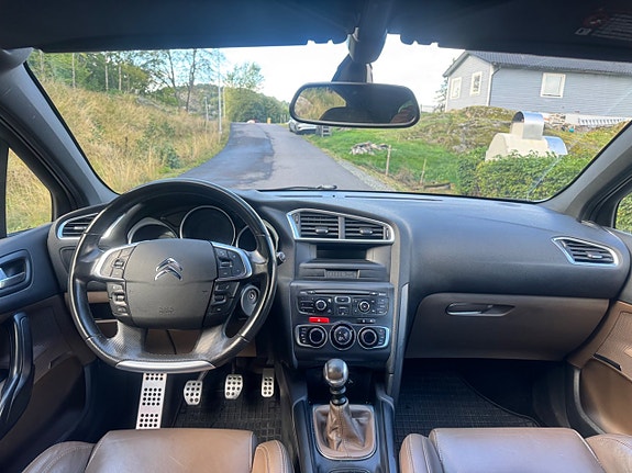 Citroen DS4 13 of 18
