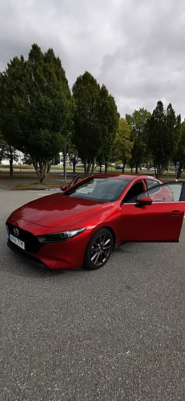 Mazda 3 2 of 24
