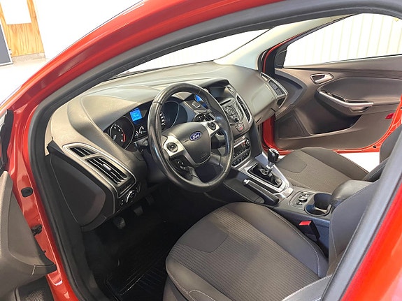 Ford Focus 24 of 30
