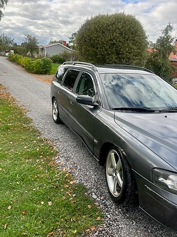 Volvo V70 4 of 8