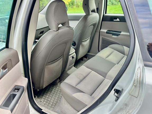 Volvo V50 7 of 7