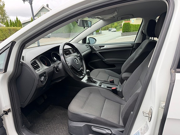 Volkswagen Golf VII 4 of 12