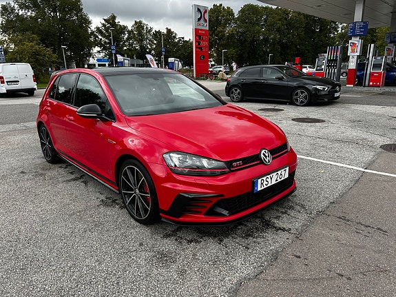 Volkswagen Golf VII 4 of 14