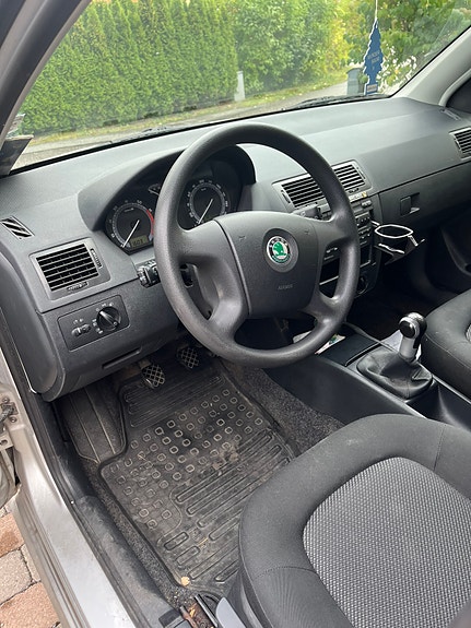 Skoda Fabia 9 of 13