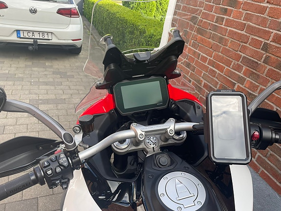 Ducati Multistrada V4 2 of 5