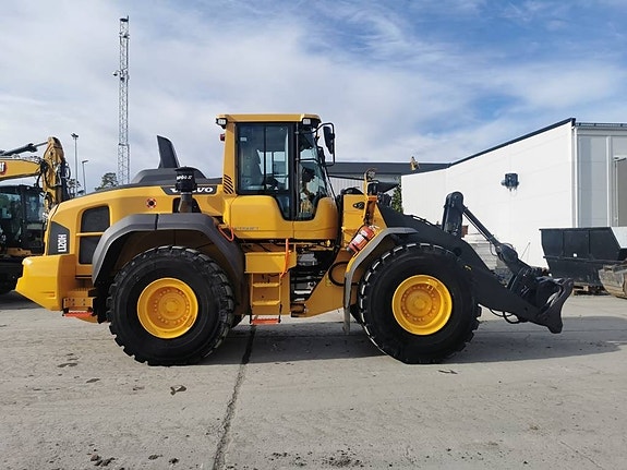 Volvo L 120 H 2 of 14