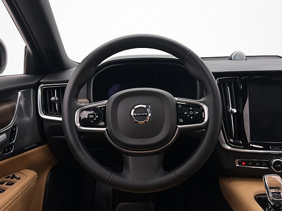 Volvo V90 15 of 30