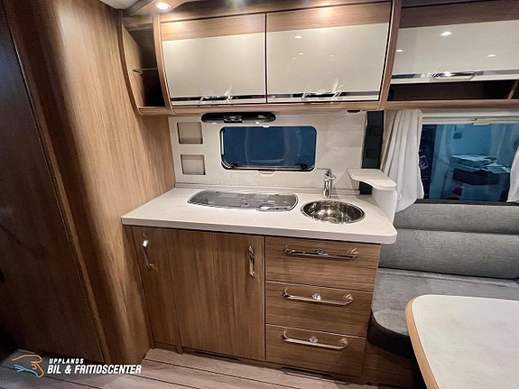 Knaus 590 UK Scandinavian Selection 8 of 13