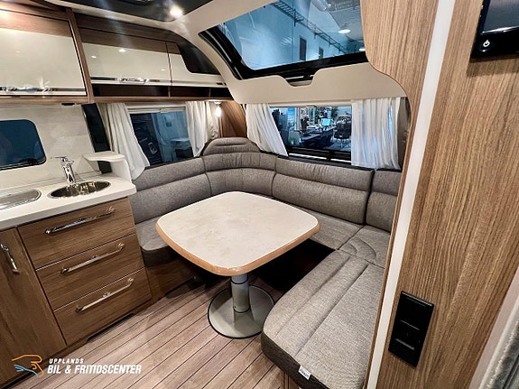 Knaus 590 UK Scandinavian Selection 6 of 13