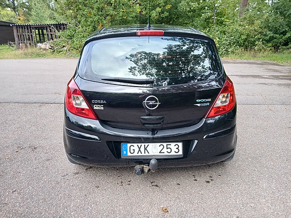 Opel Corsa 3 of 8