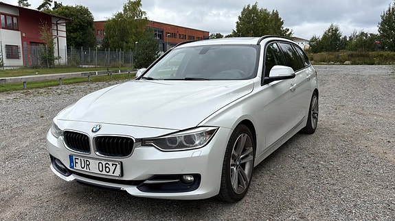 BMW 328i 2 of 9