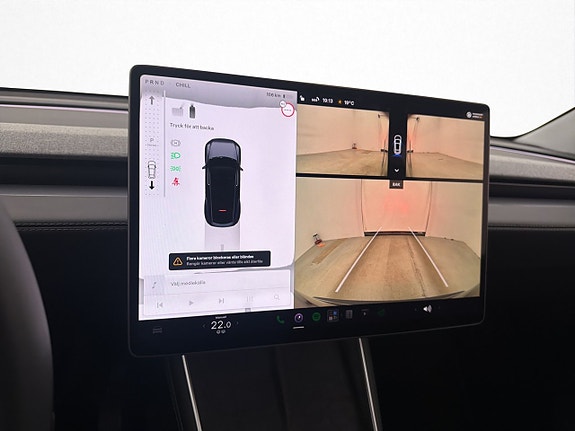 Tesla Model Y 15 of 30