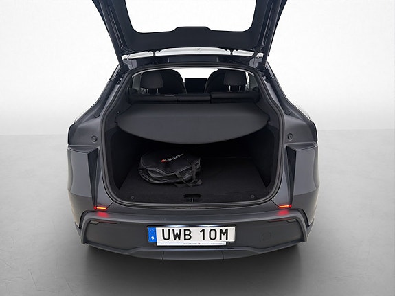 Tesla Model Y 30 of 30