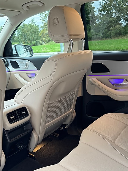 Mercedes-Benz GLE350 e 8 of 10