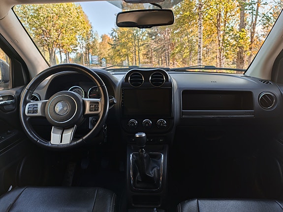 Jeep Compass 5 of 9