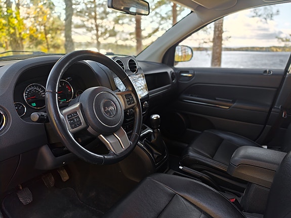 Jeep Compass 7 of 9