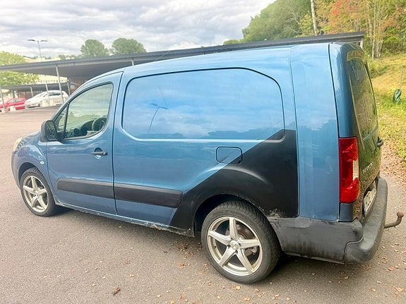 Peugeot Partner 3 of 9