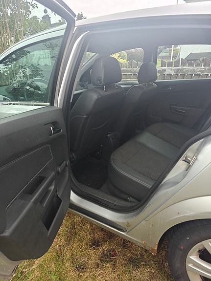 Opel Astra 9 of 9