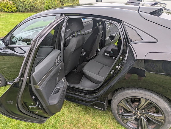 Honda Civic 3 of 5