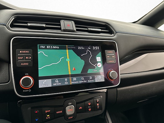 Nissan Leaf 24 of 30