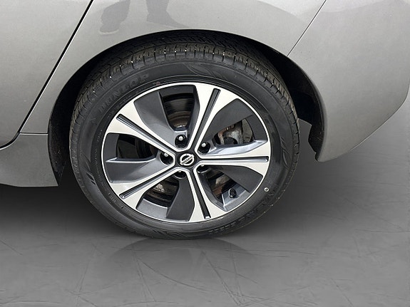 Nissan Leaf 11 of 30