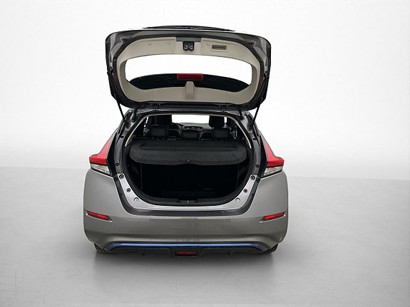Nissan Leaf 16 of 30