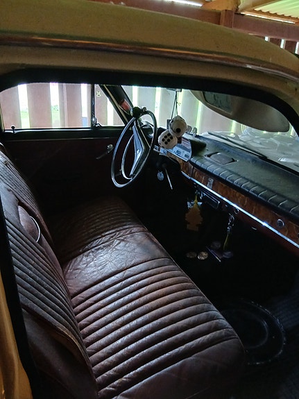 Vauxhall Velox 3 of 4