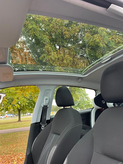 Peugeot 208 6 of 6
