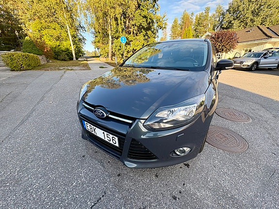 Ford Focus 6 of 12