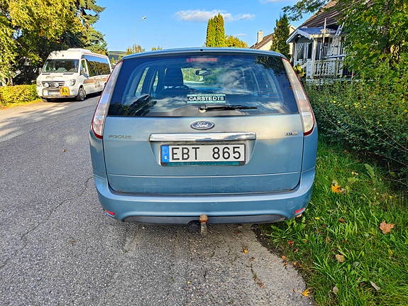 Ford Focus 4 of 6