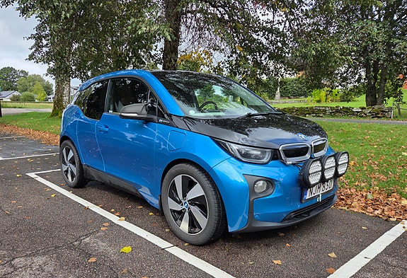 BMW i3 3 of 15