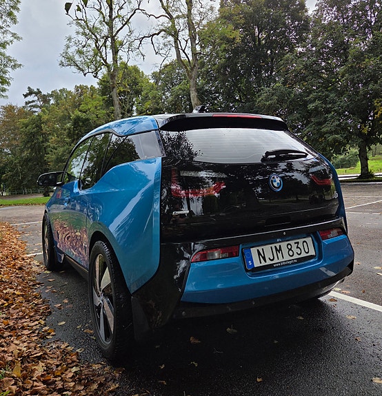 BMW i3 6 of 15