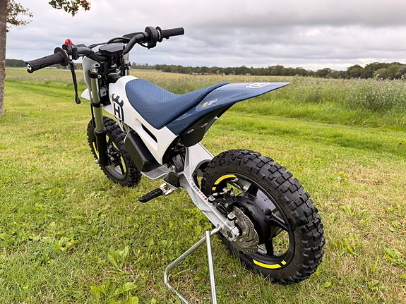 Husqvarna Ee2 3 of 5