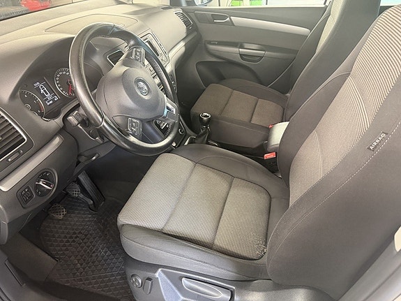 Volkswagen Sharan 9 of 16