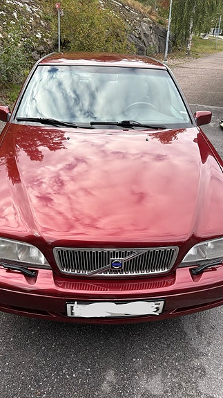 Volvo S70 3 of 8