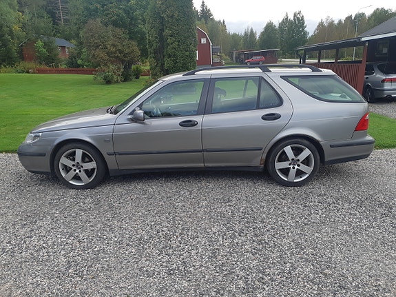 Saab 9-5 3 of 3