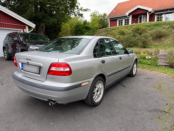 Volvo S40 4 of 9