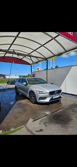 Volvo V60 4 of 8